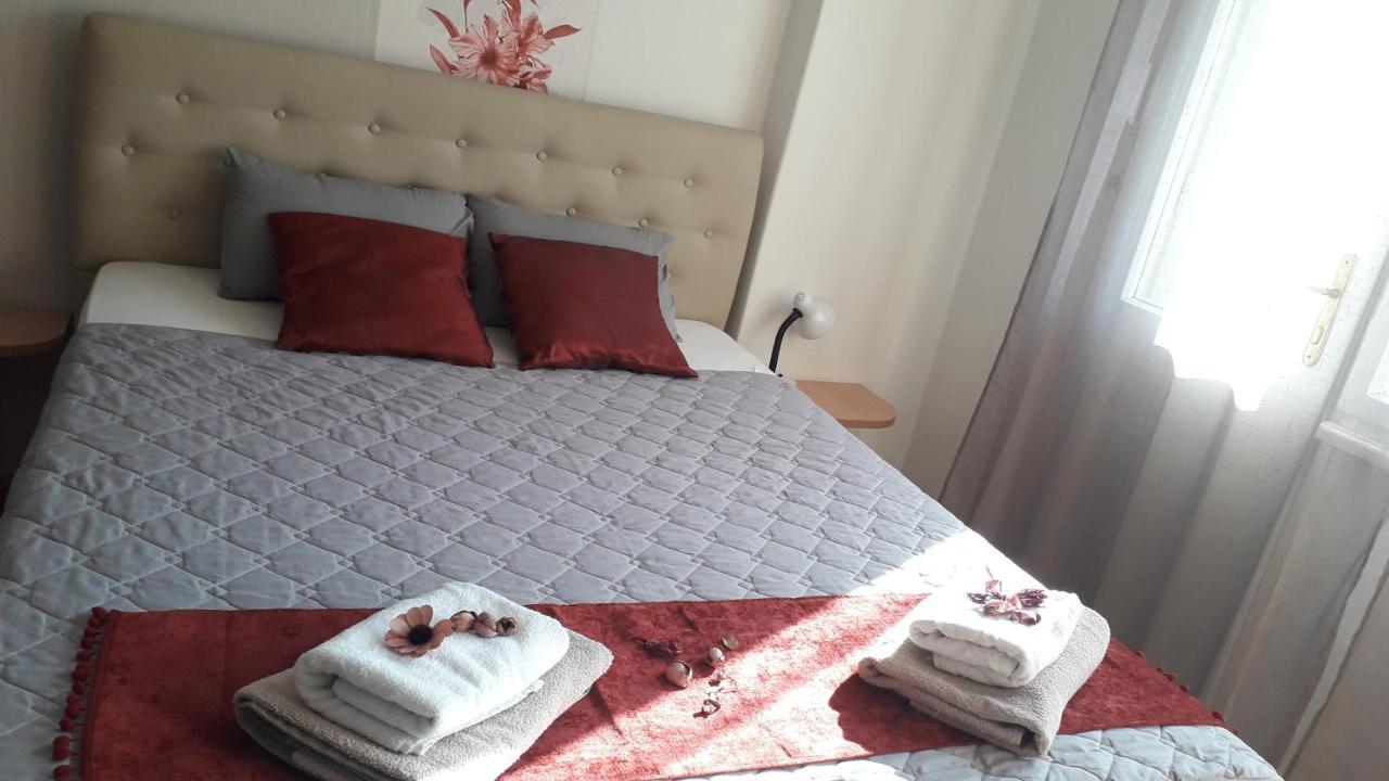 The Most Central Skopje Apartment Luaran gambar